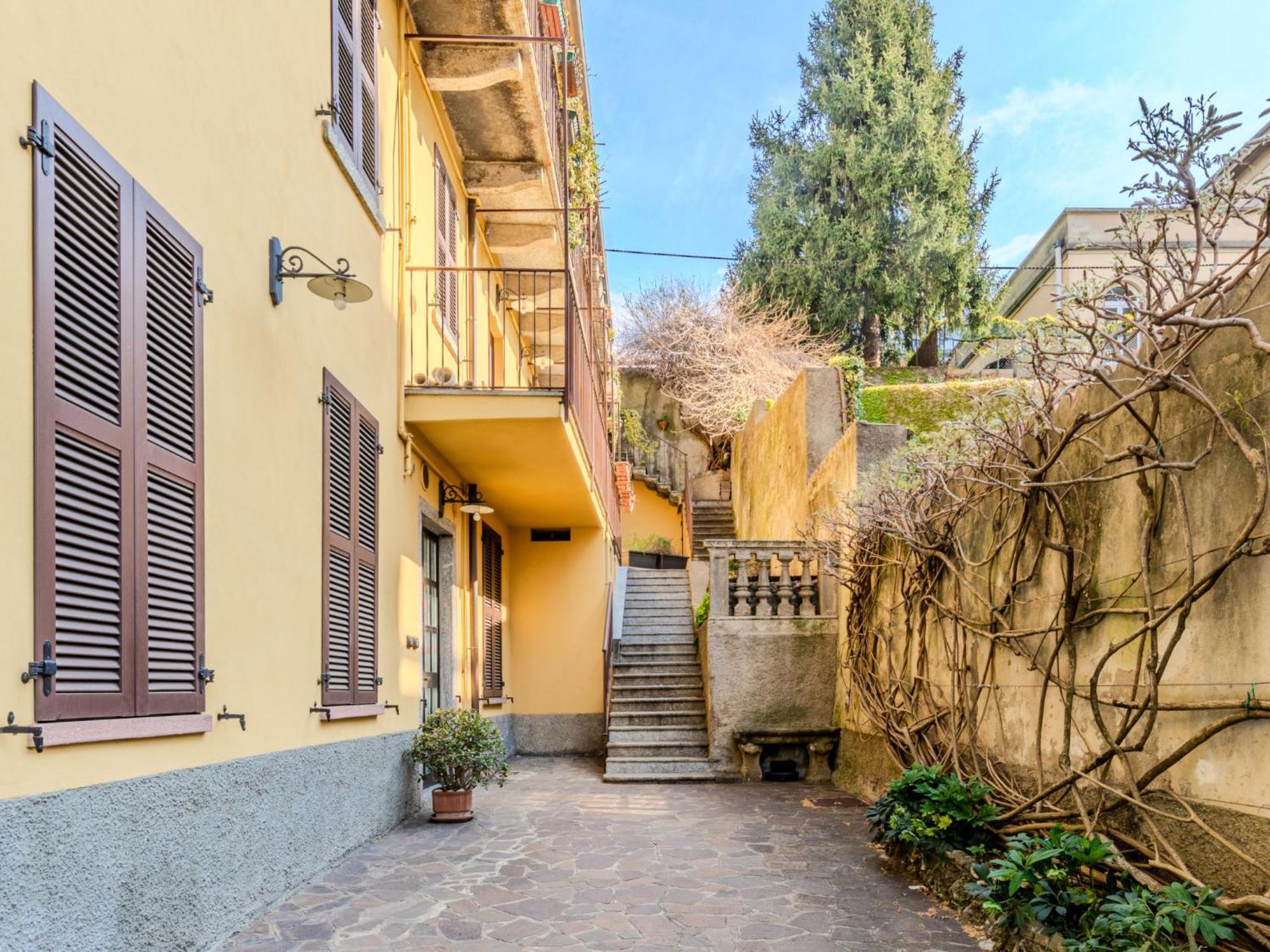 Locazione Turistica Lungolago Lecco Esterno foto