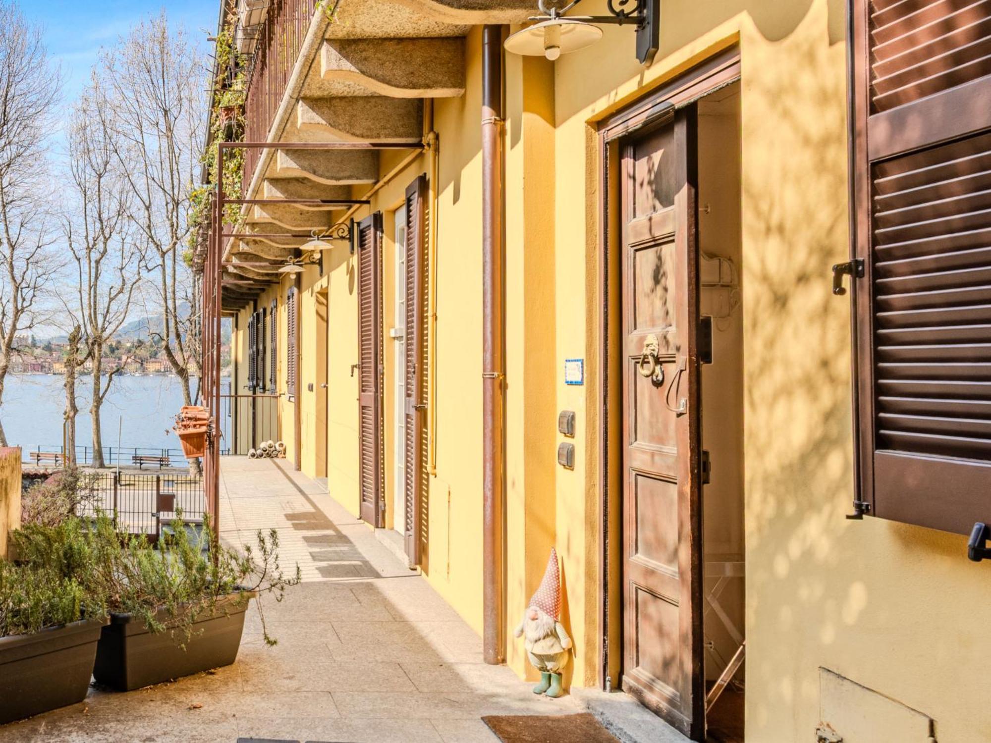 Locazione Turistica Lungolago Lecco Esterno foto